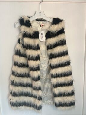 NEW Love Point Size Large Faux Fur Striped Vest in Black and Cream